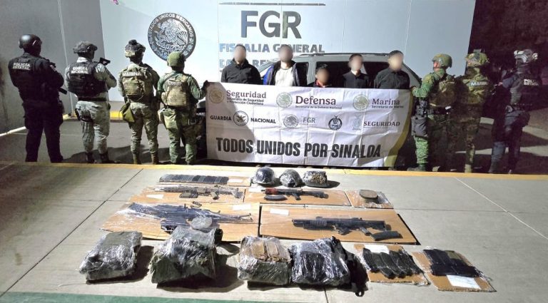 Aseguran a 5 con explosivos y armas en Elota