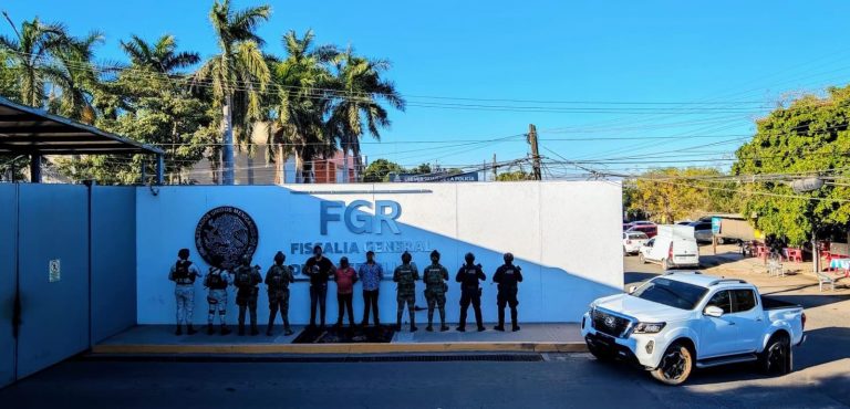 Arrestan a 3 con ametralladora en Imala