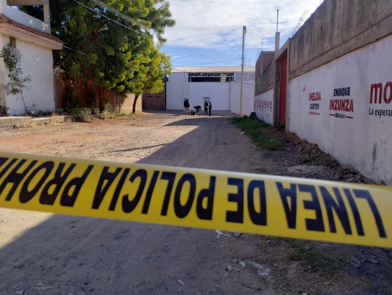 Lo encuentran muerto tapado con una sábana