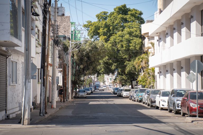 Cerrarán la Zaragoza en el Centro por reencarpetado