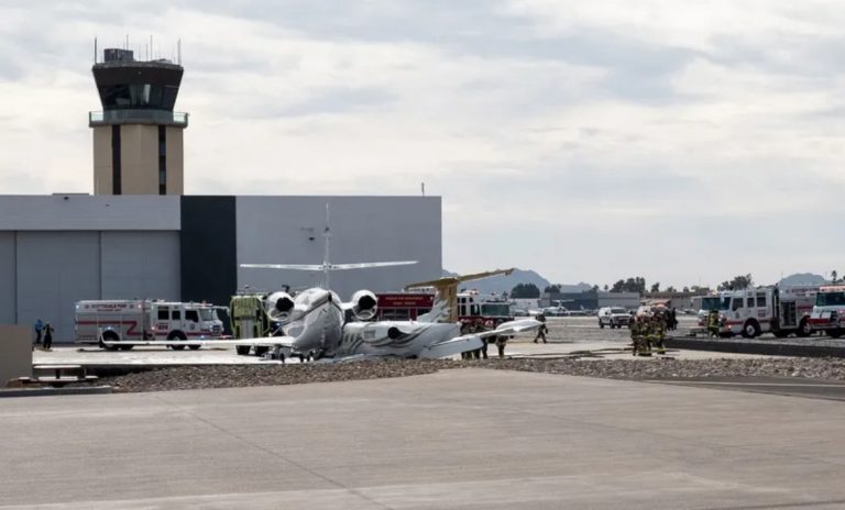 Deja un muerto choque de aviones en Arizona