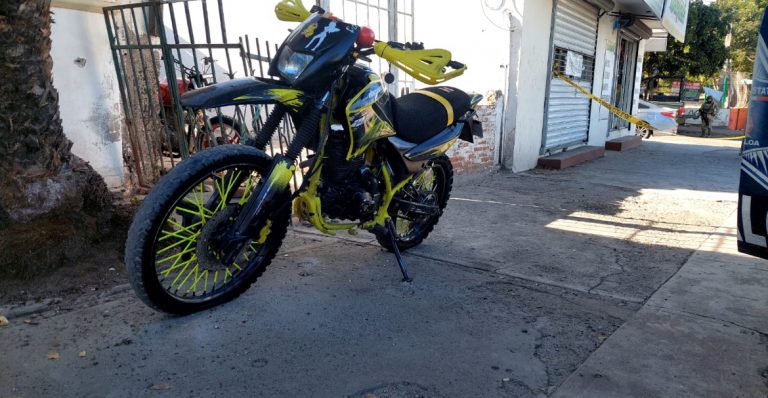 Balean a 2 jóvenes en la Rafael Buelna