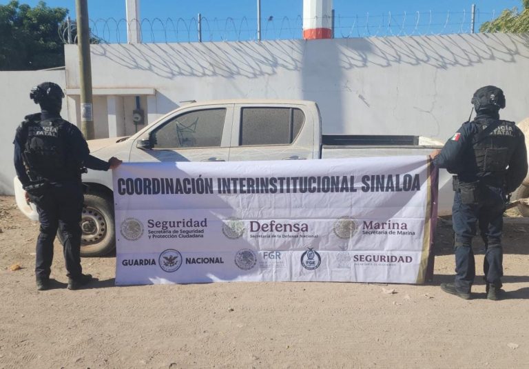 Recuperan camioneta en Villa Juárez, Navolato