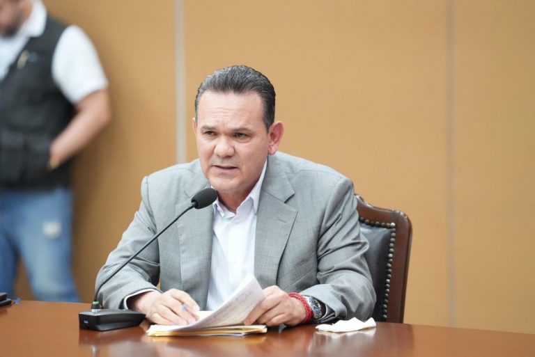 Agradece diputado a vecinos por proteger a estudiantes en balacera