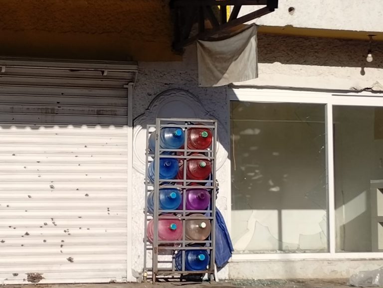 Disparan contra dos negocios en la CNOP