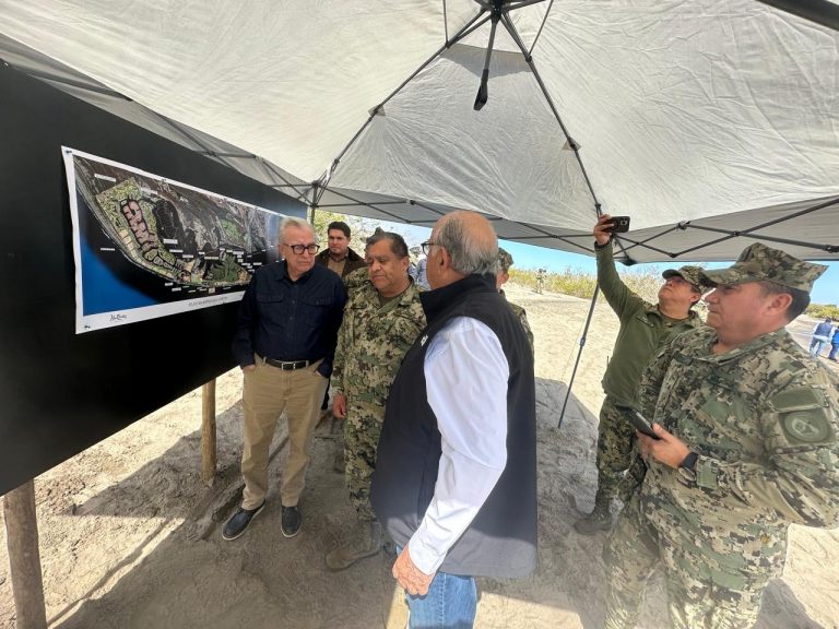 Supervisa Rocha sitio de nueva base de la Marina en Altata