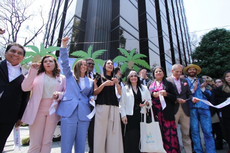 Se exhibe Sinaloa en Punto México