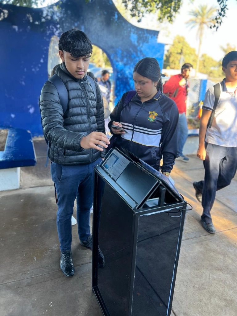 Avisará UAS a padres en automático entrada y salida de estudiantes a planteles