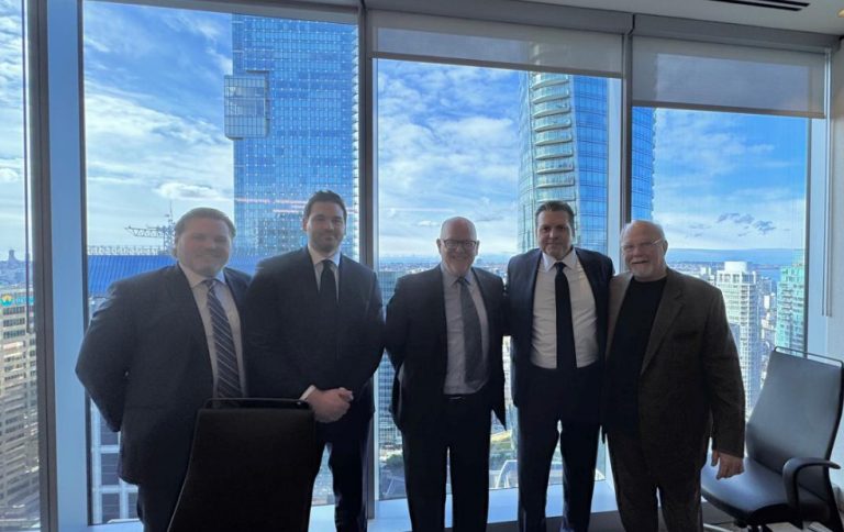 Consigue Mario Zamora minera para Choix