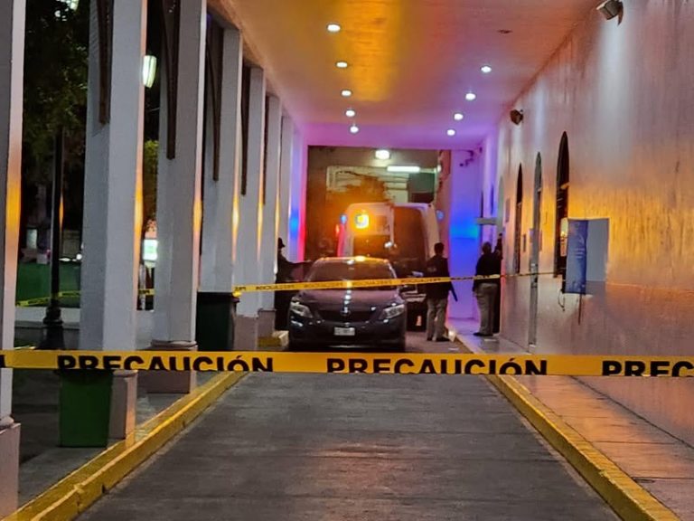 Asesinan a un herido afuera del HC de Culiacán