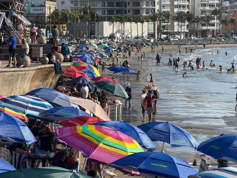 Aumenta turismo a Mazatlán en fines de semana