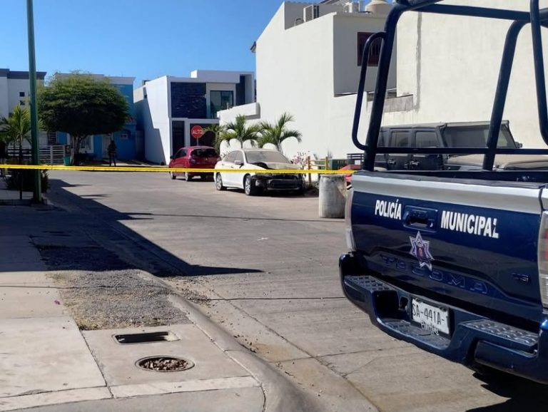 Abandonan auto con disparos en Portalegre II