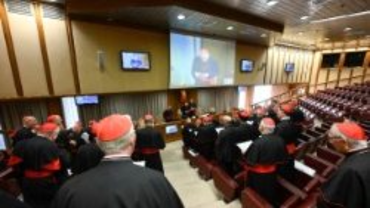 Se congregan cardenales para elección papal