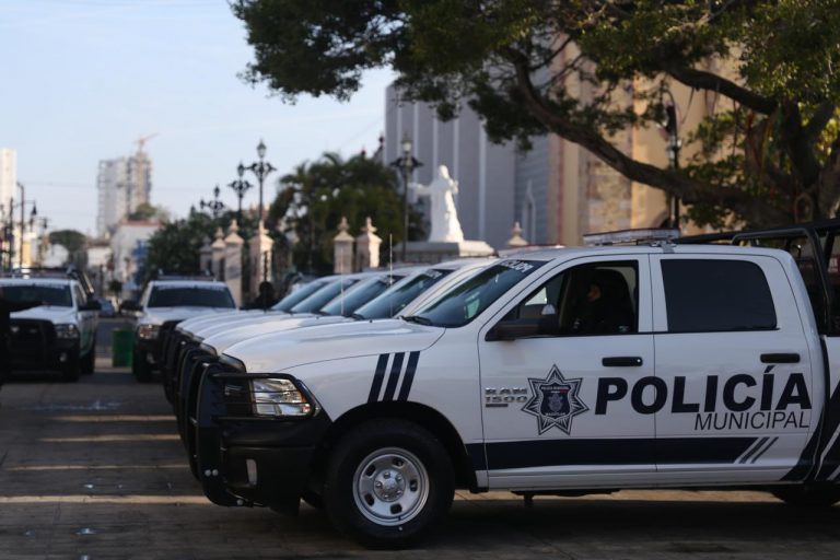 Estrena Mazatlán 10 nuevas patrullas