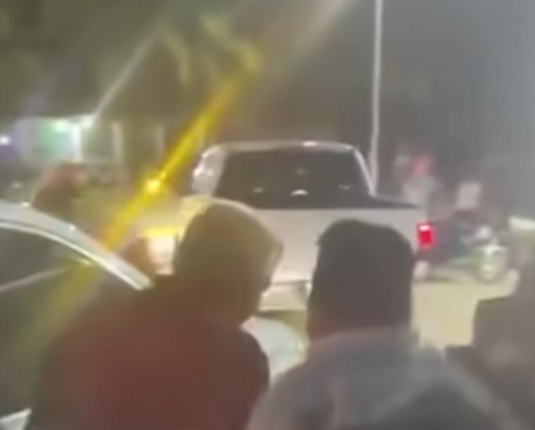 Corren a hermano de AMLO de Balancán