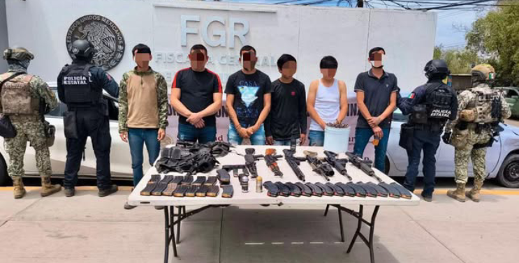 Arrestan a 6 en La Curva, Navolato