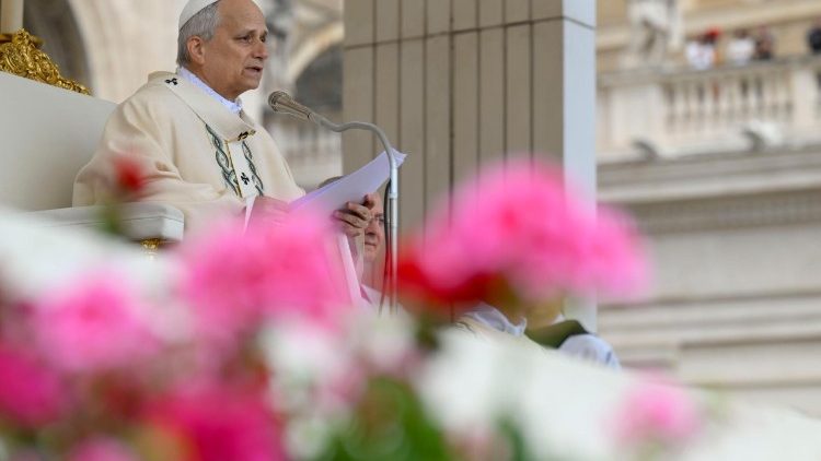 Pide León XIV unidad al iniciar pontificado