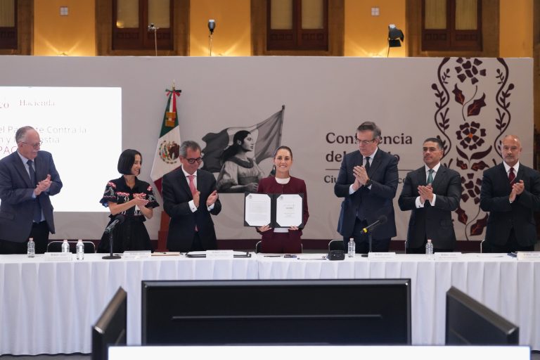 Acuerdan mantener precios de canasta básica alimentaria