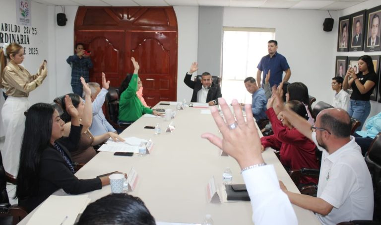 Realiza Bojórquez cambios al gabinete