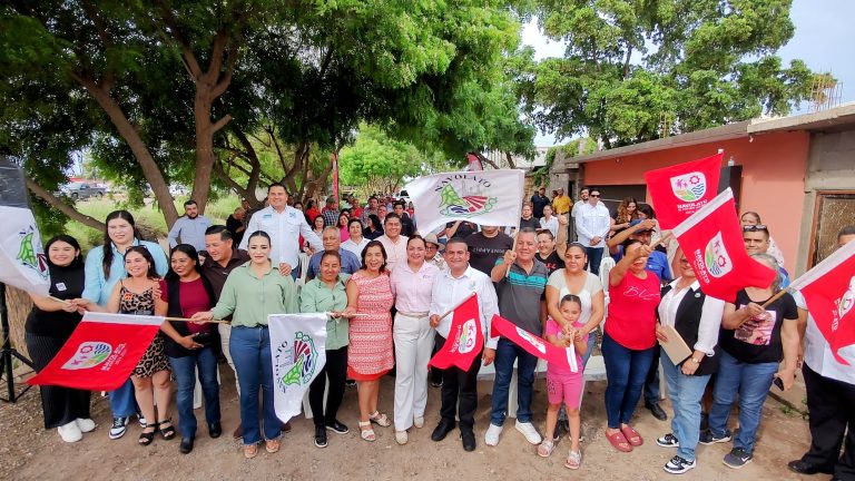 Apertura Navolato alumbrado en el Centro