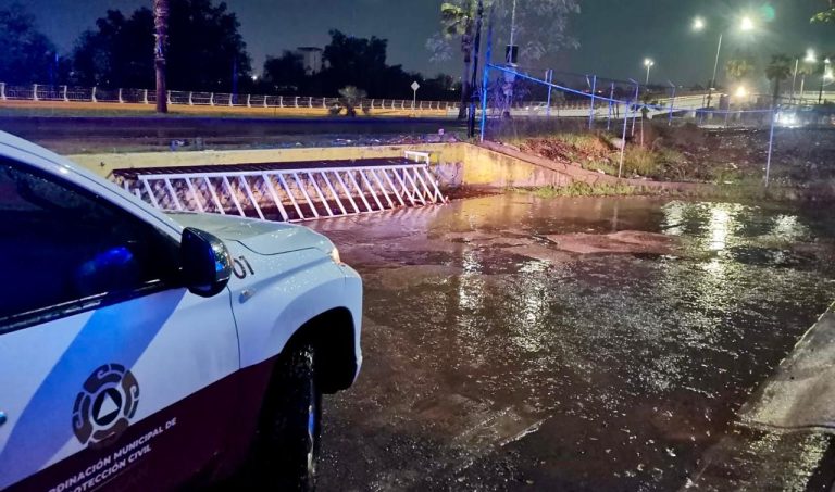 Alertan por cruce en zonas inundadas y arroyos