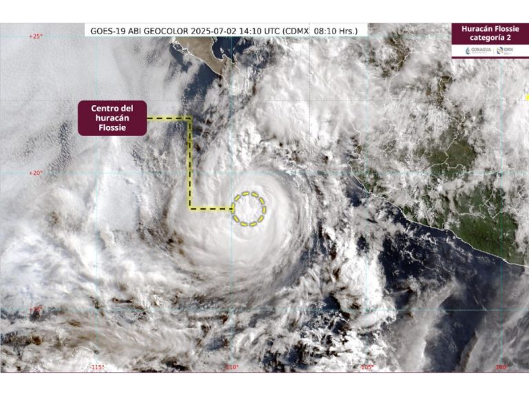 Flossie se debilita a huracán categoría 2