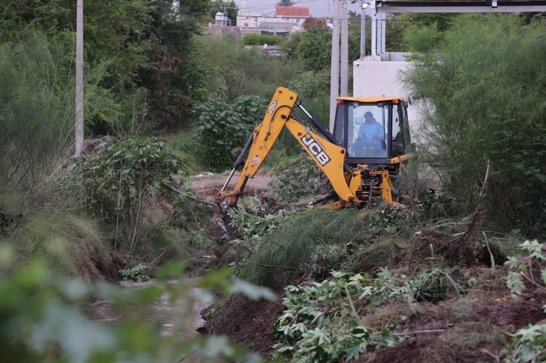 Atribuye Guasave inundaciones a basura en drenajes y canales