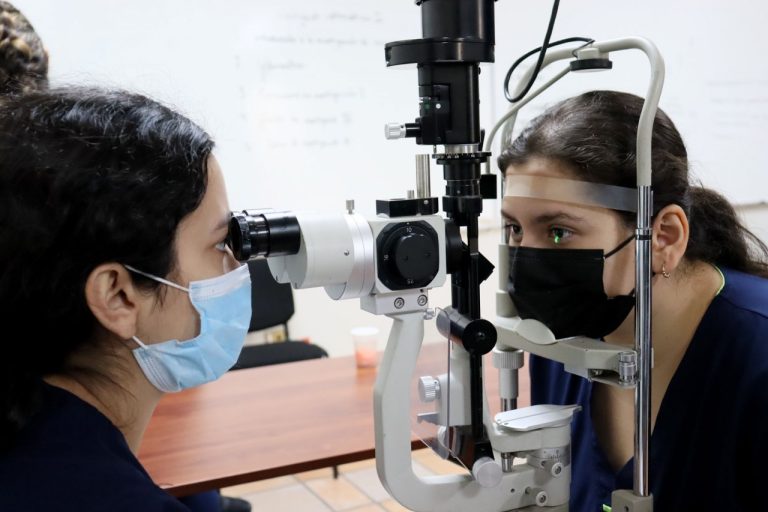 ¡Aún hay lugares disponibles! Invita la UAS a inscribirse en Optometría