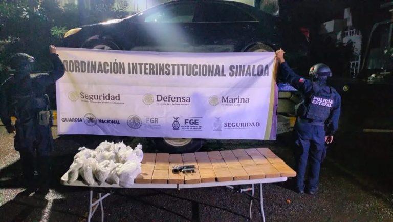 Aseguran en Navolato arma de fuego, droga y vehículo