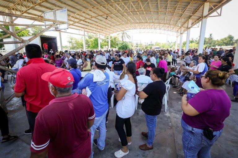 Envía Rocha secretarios a Altata