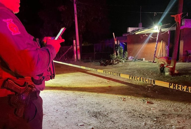 Muere pareja baleada en Navolato