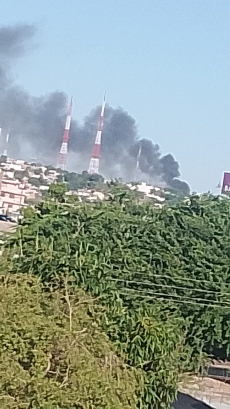 Incendian residencia en Colinas de San Miguel