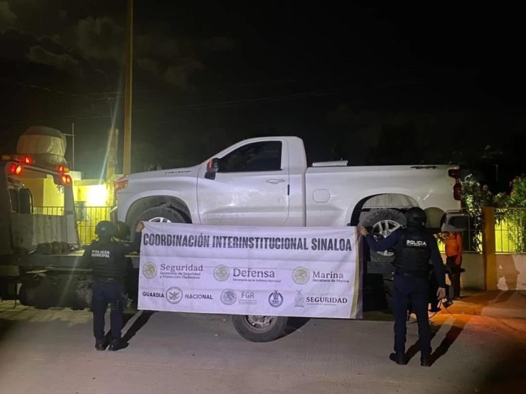 Recuperan camioneta y motos en Culiacán y Navolato