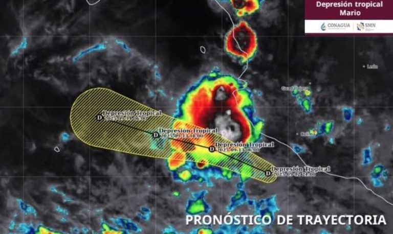 Avanza ciclón Mario frente a costas de Michoacán