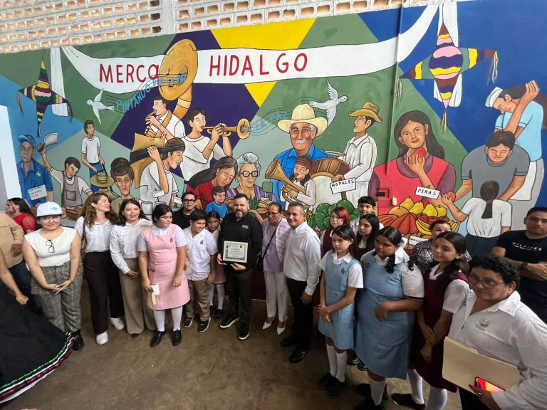 Crean el primer mural sobre el comercio en Navolato