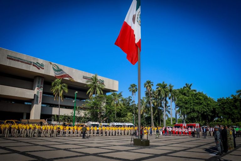 Izan bandera nacional a media asta