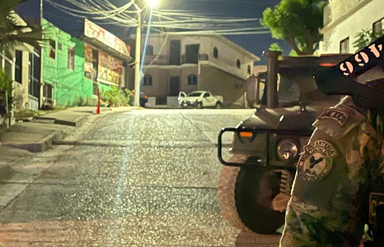 Iba en una camioneta; lo ejecutan en la López Mateos