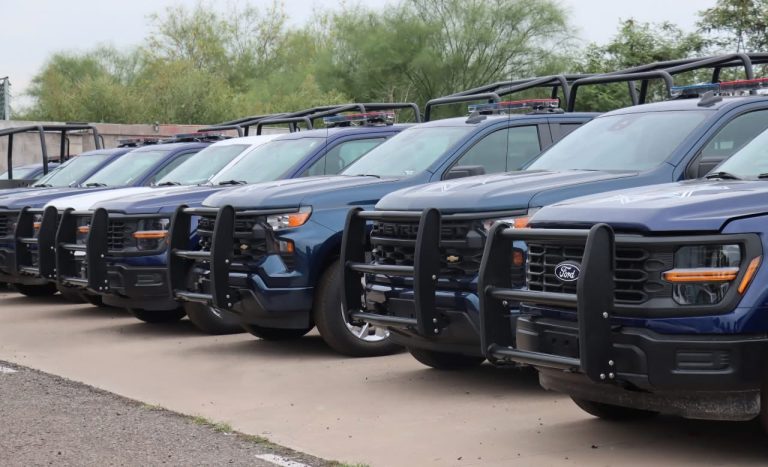 Estrenarán policías 70 nuevas patrullas