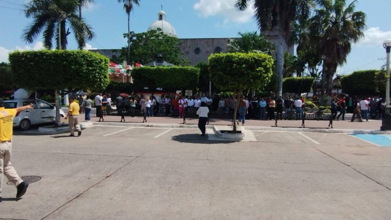 Se quedan sin luz El Rosario y Escuinapa