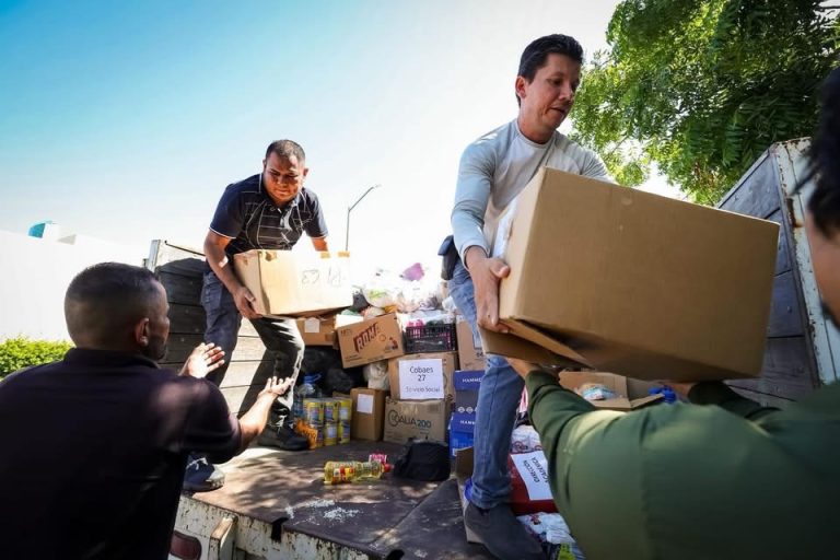 Envían 62 toneladas de ayuda a estados afectados por inundaciones