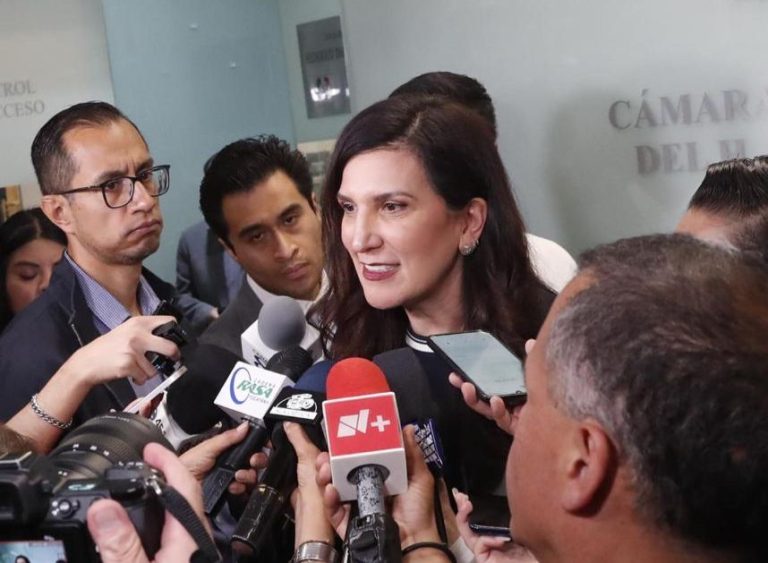 No habrá fast track en Ley de Amparo: Kenia López