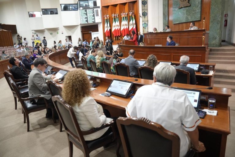 Proponen hasta 10 años de prisión por uso de blindaje artesanal