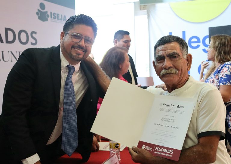 Rebasa Sinaloa meta anual del INEA