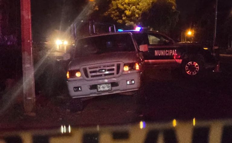 Balean a madre e hijo sobre la carretera Culiacán-Navolato