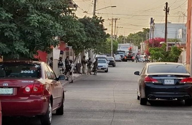 Ejecutan a mujer en abarrote de la Ignacio Allende