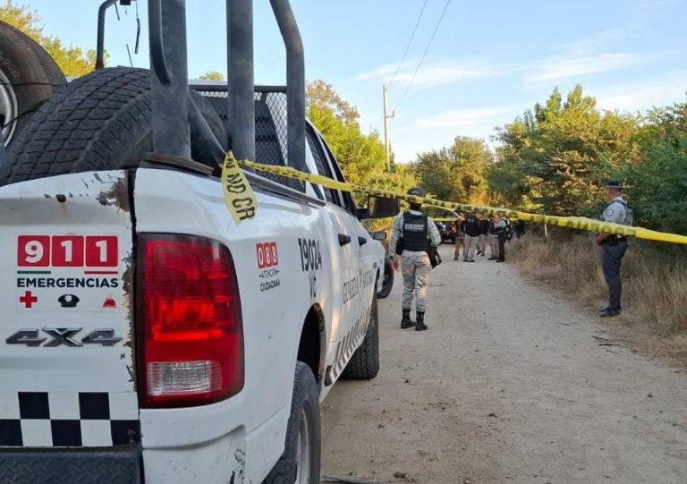 Cadáver en Buenos Aires, Navolato vestía camisa a cuadros