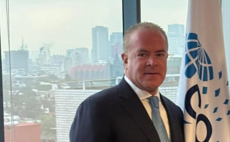 Acuerda dueño de Miss Universo ser testigo de FGR tras orden de captura