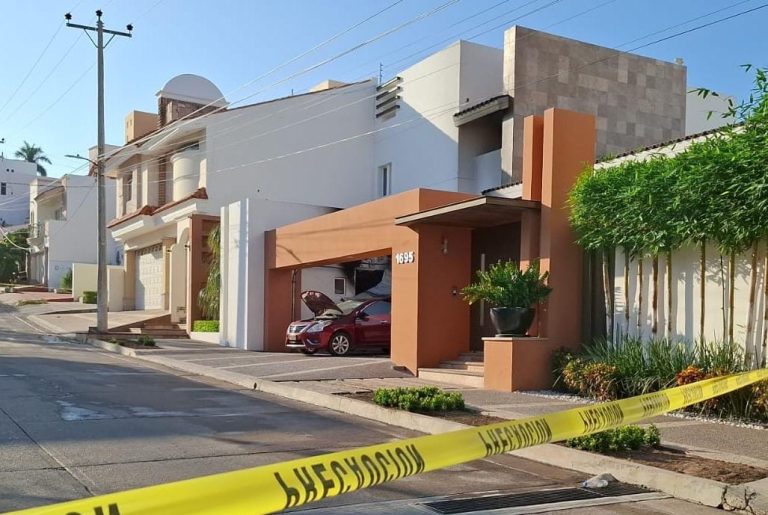 Arde en llamas; residencia en Colinas