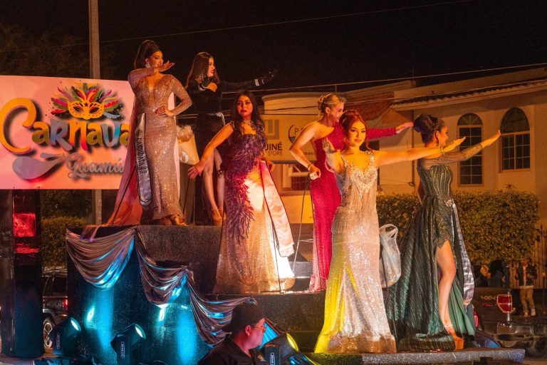Realiza Carnaval Guamúchil su ultima manifestación