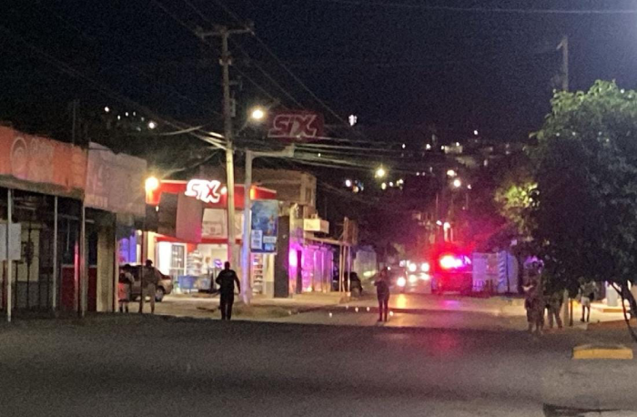 Ejecutan a 2; uno está herido en la Lombardo